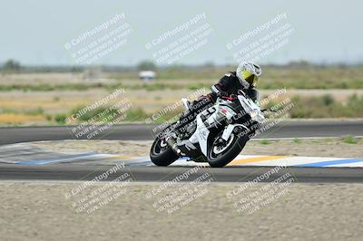 media/Apr-18-2025-TrackDaz (Fri) [[45f5874c44]]/C Group/Session 1 (Turn 7)/